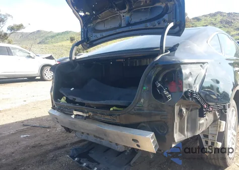 2015 Toyota Avalon Xle z USA, uszkodzony, nr VIN 4T1BK1EB7FU174504